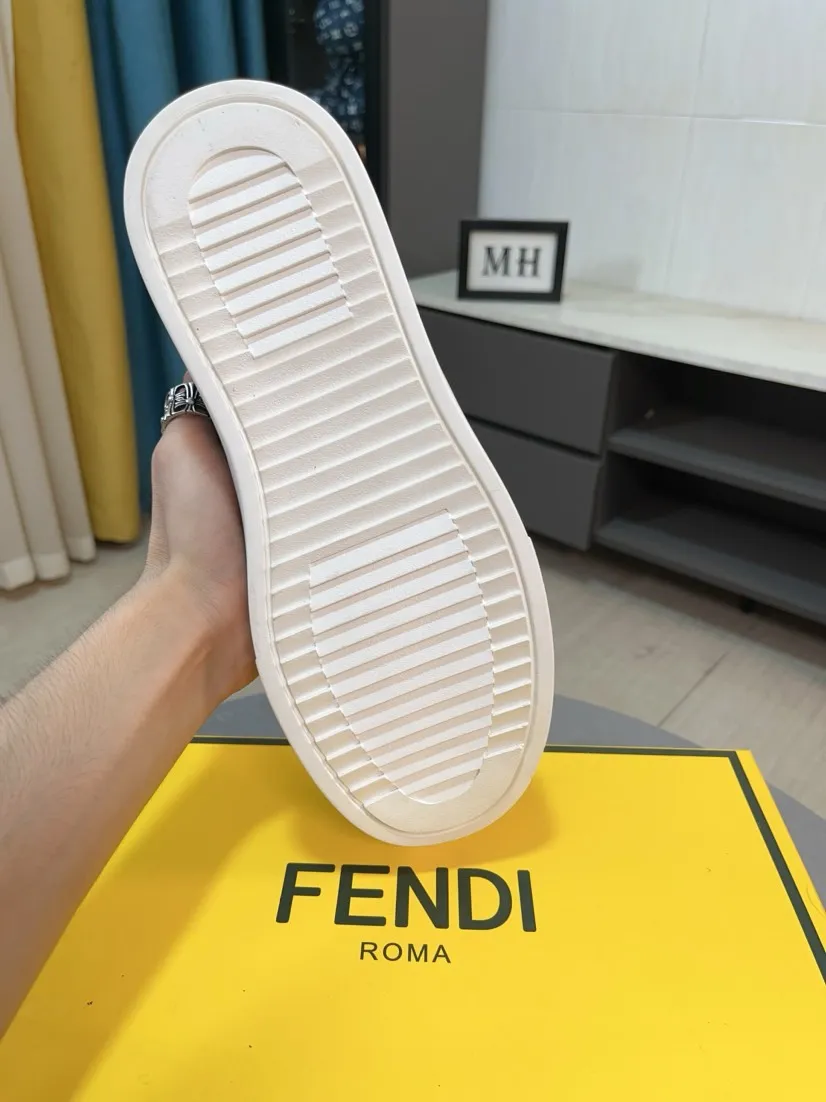 Men's shoes 💰400🌸🌸【FENDI】(velvet lining and leather lining are preferred when ordering) F's new product is on the market, imported concave and convex surface waterproof cloth, classic rhombus pattern F's craftsmanship, high-end and classy, ​​comfortable on the feet, versatile to wear, full of three-dimensional sense, 3 colors available, size: 38-44 (37.45, can be customized, cannot be returned)